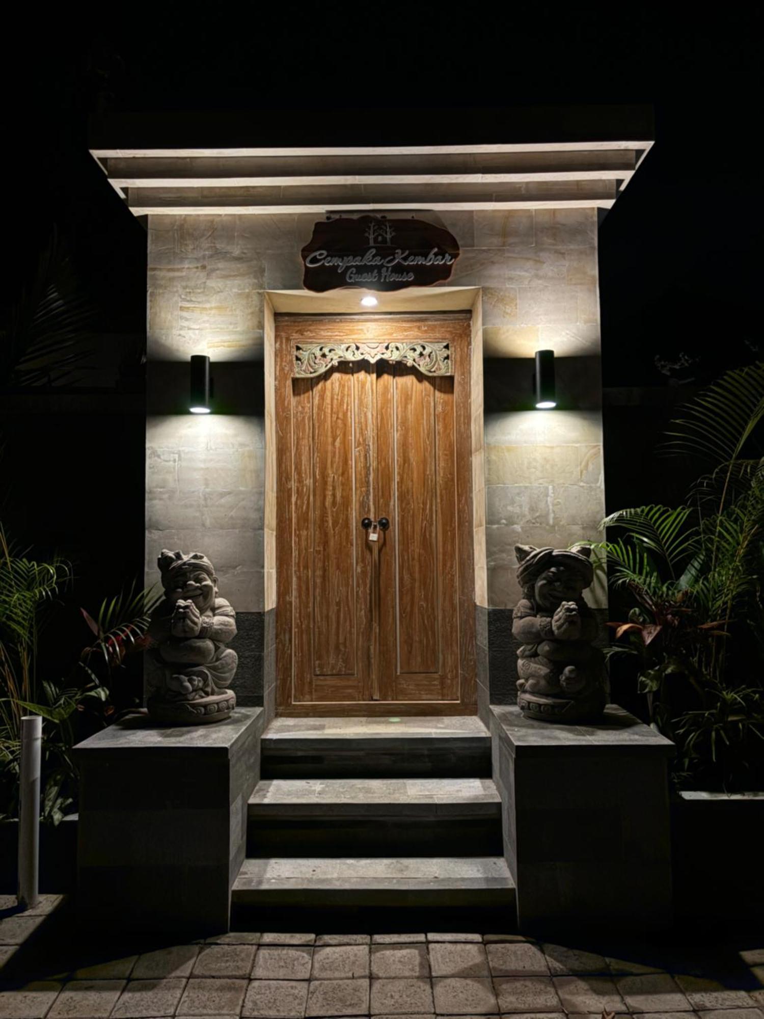 Cempaka Kembar Guest House Ubud Eksteriør billede