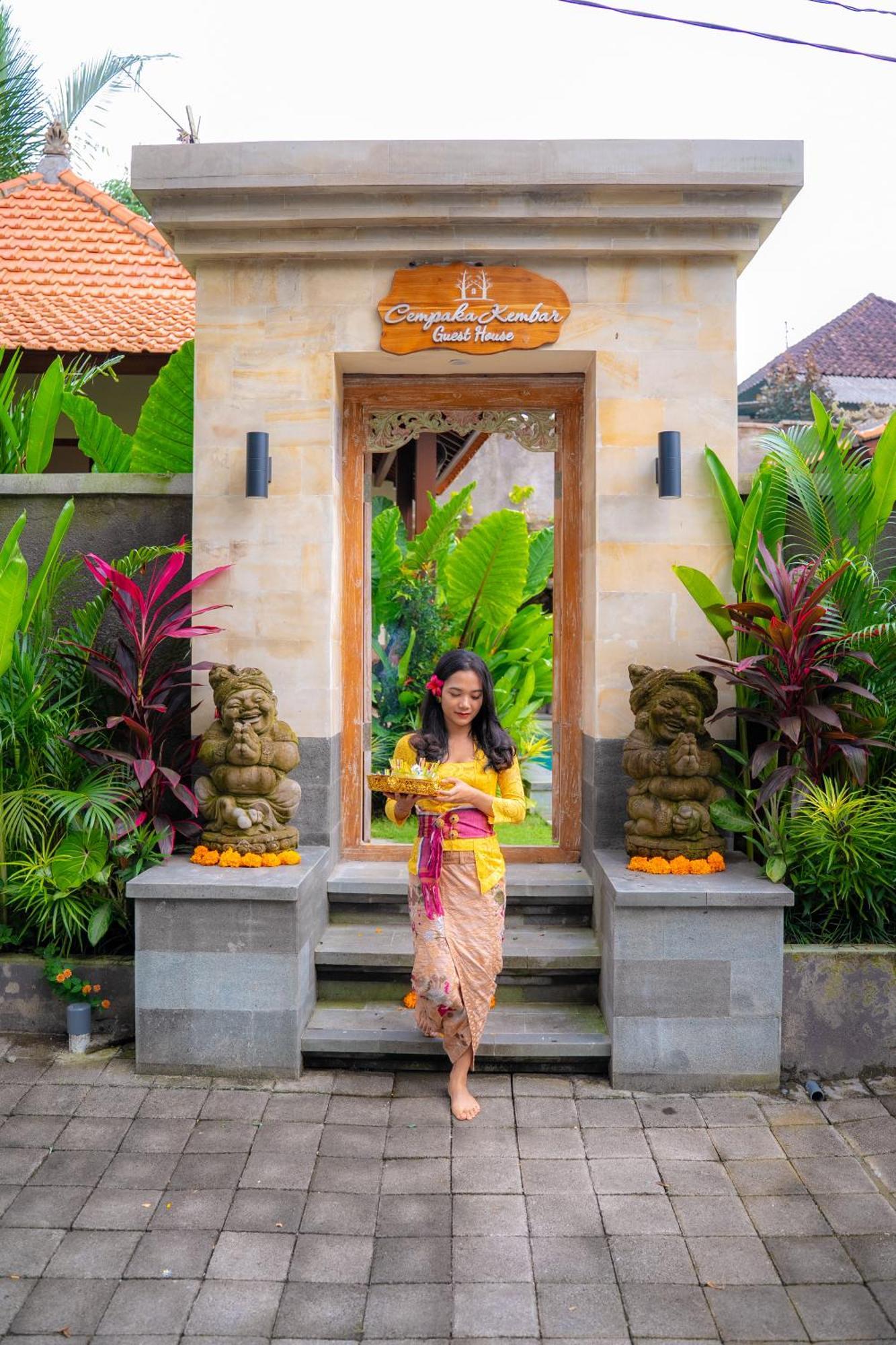 Cempaka Kembar Guest House Ubud Eksteriør billede