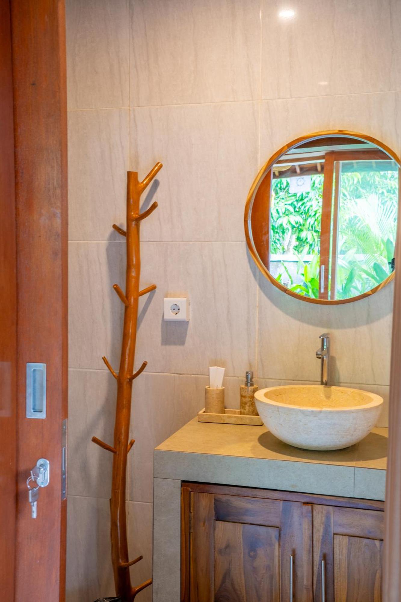 Cempaka Kembar Guest House Ubud Eksteriør billede